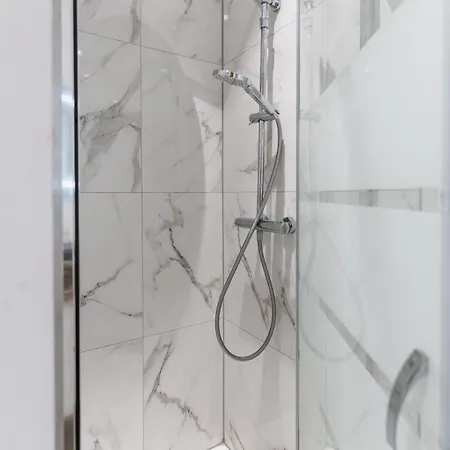 Onyx Signature - Downtown - 2 Bedrooms * Mety